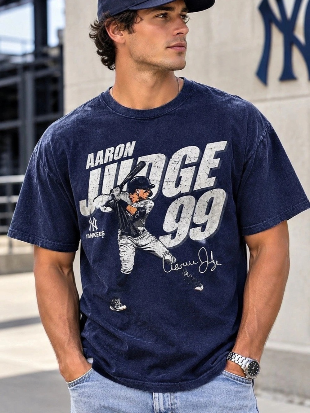 New York Yankees Aaron Judge 99 Graphic Tee Size Medium Like New